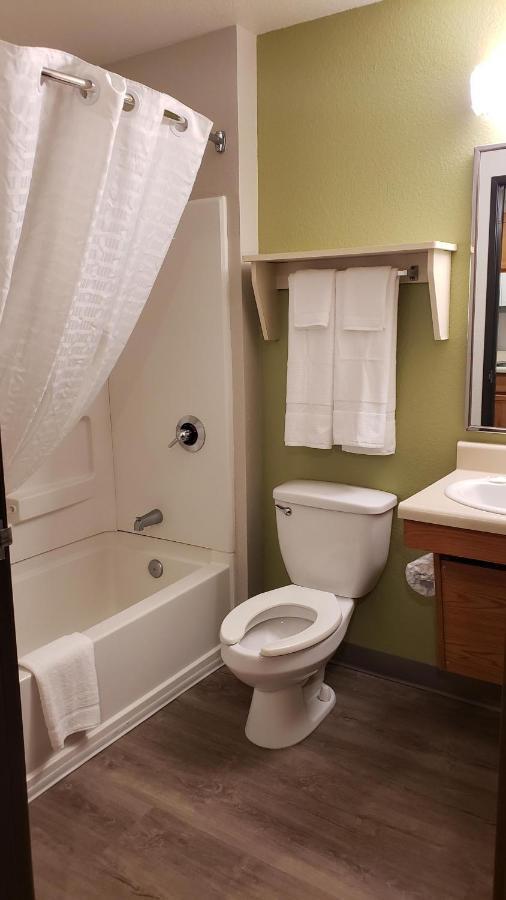 Woodspring Suites Kansas City Mission Merriam Exteriér fotografie